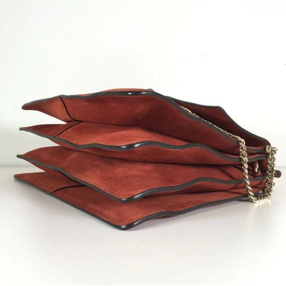 Chloe Faye - Picture 3 of 6